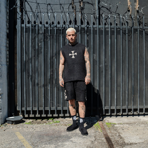 BRUSHED CROSS KNIT SET BLACK