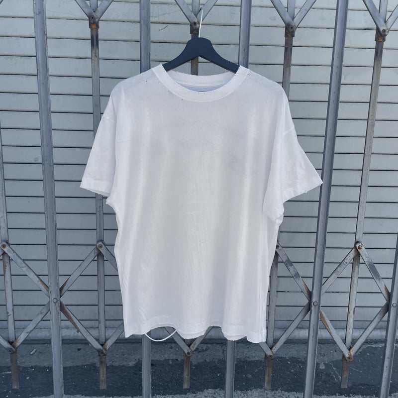 DISTRESSED BASIC SUMMER T