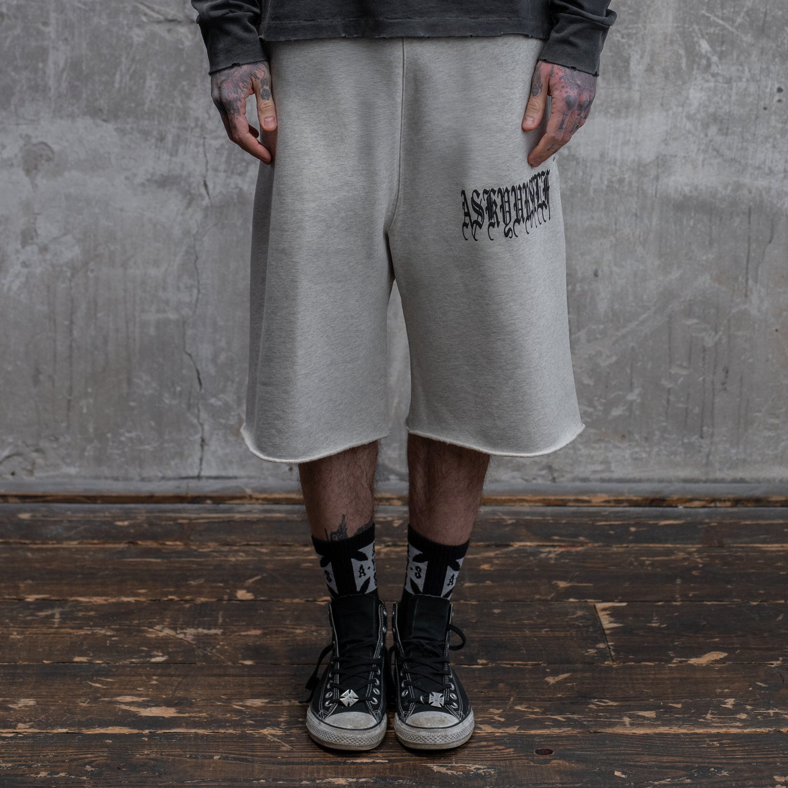 GOTH VINTAGE BAGGY FLEECE SHORTS- ASKYURSELF